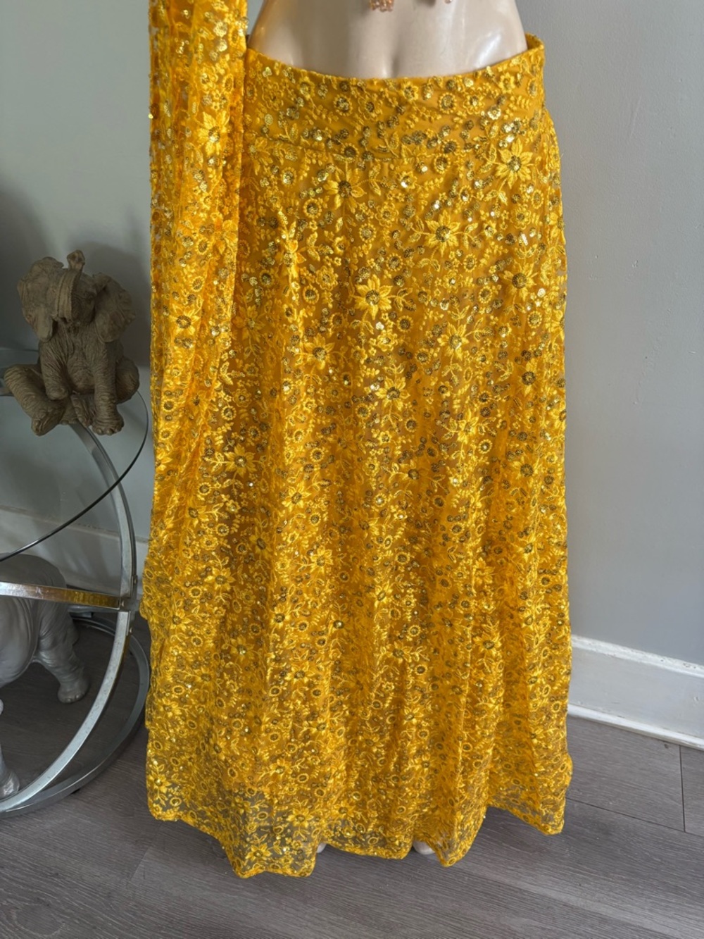 AhoiCHIC Yellow Embroidered Dress - M - Picture 3 of 16